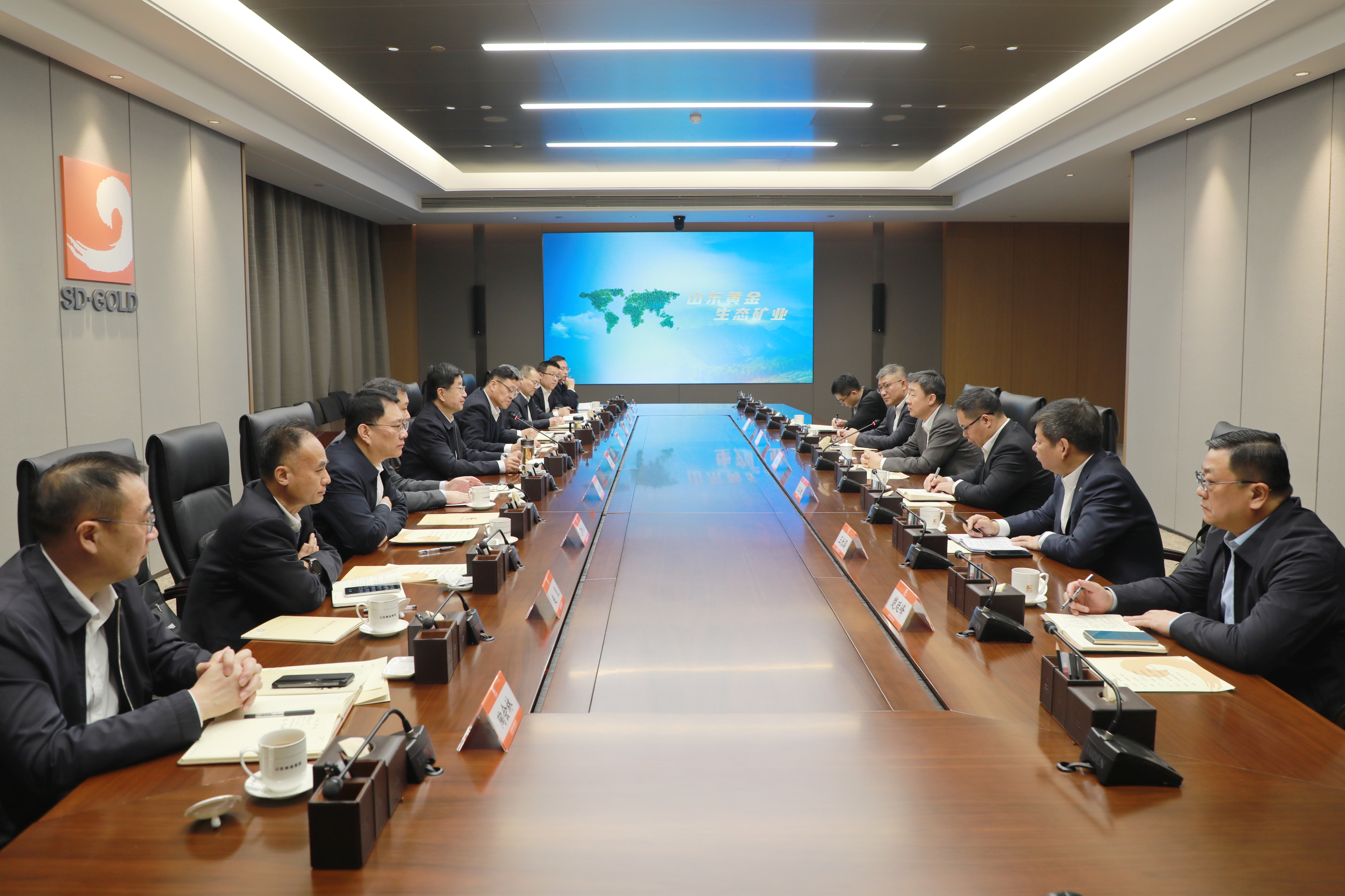 集團(tuán)與山東省煤田地質(zhì)局舉行工作會談